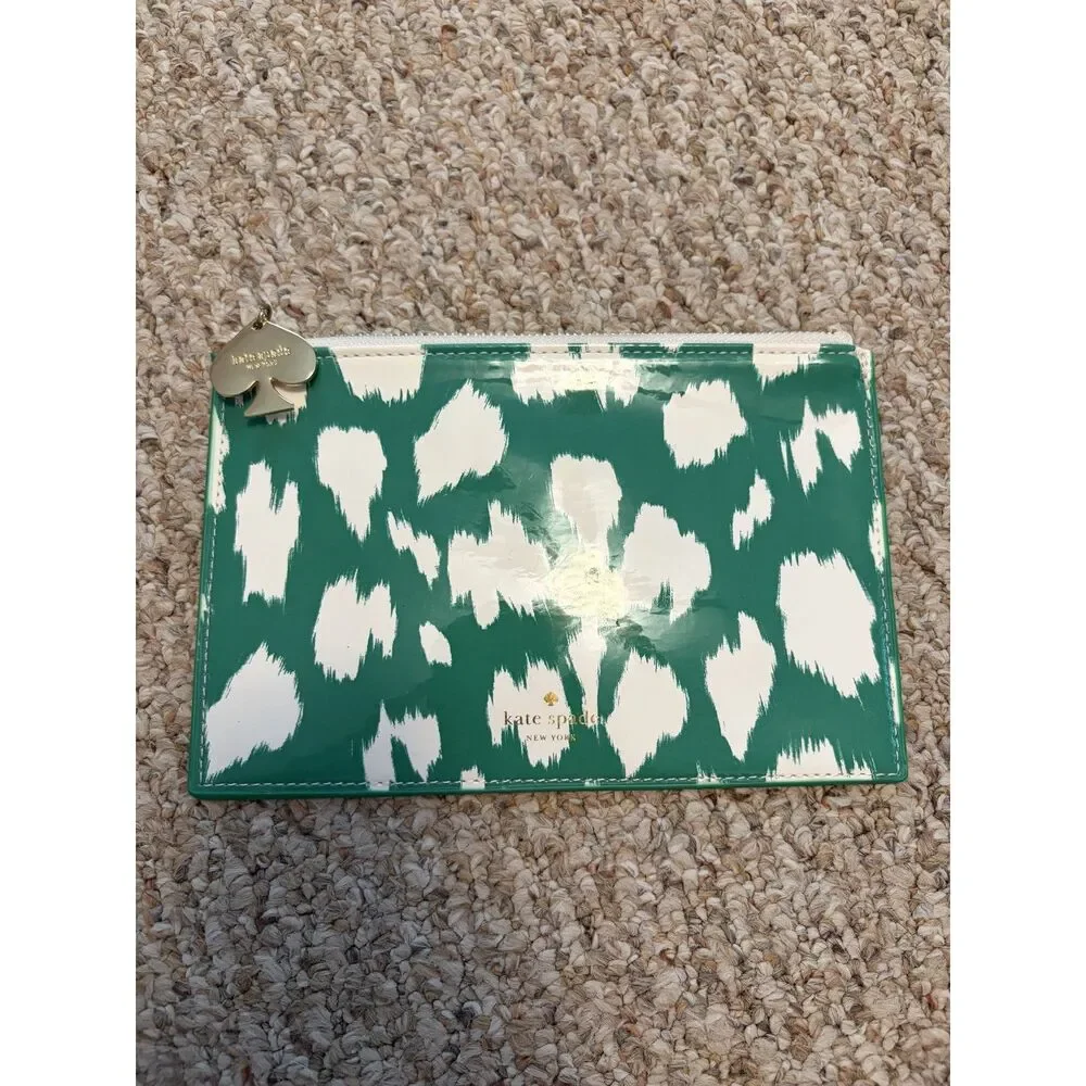 Kate Spade Pouch